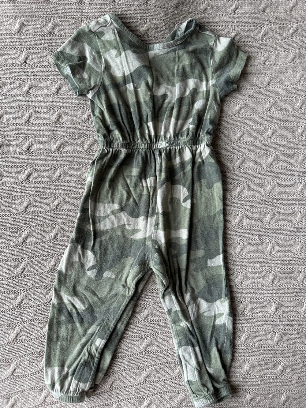 EUC Old Navy Baby Girl Jumpsuit Set, Camo & Leopard, 18-24 Months